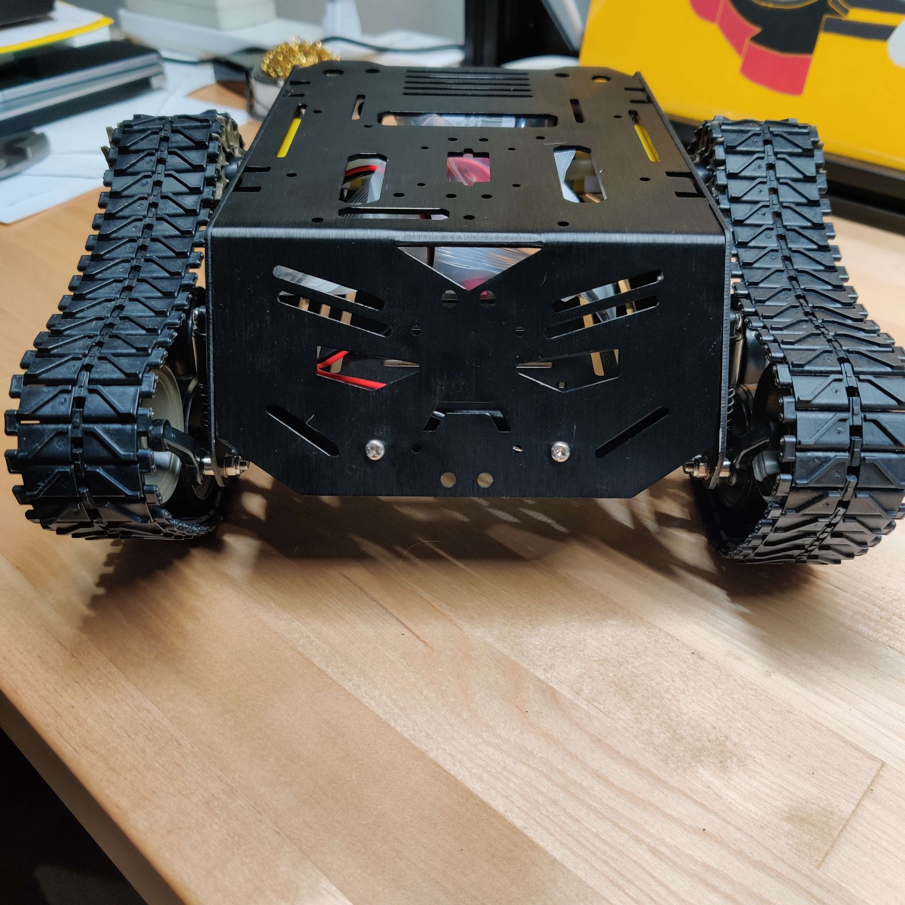 Picture of kit robot chassis